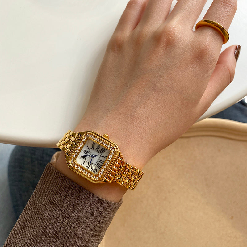 Gold quartz watch